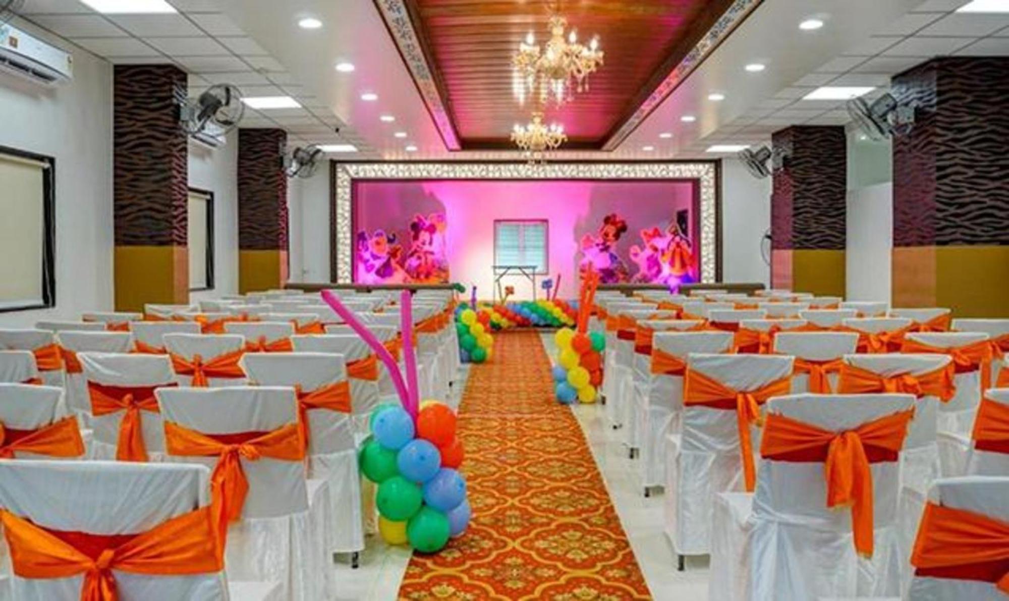 Omkar Executive Hotel Pune Exterior photo