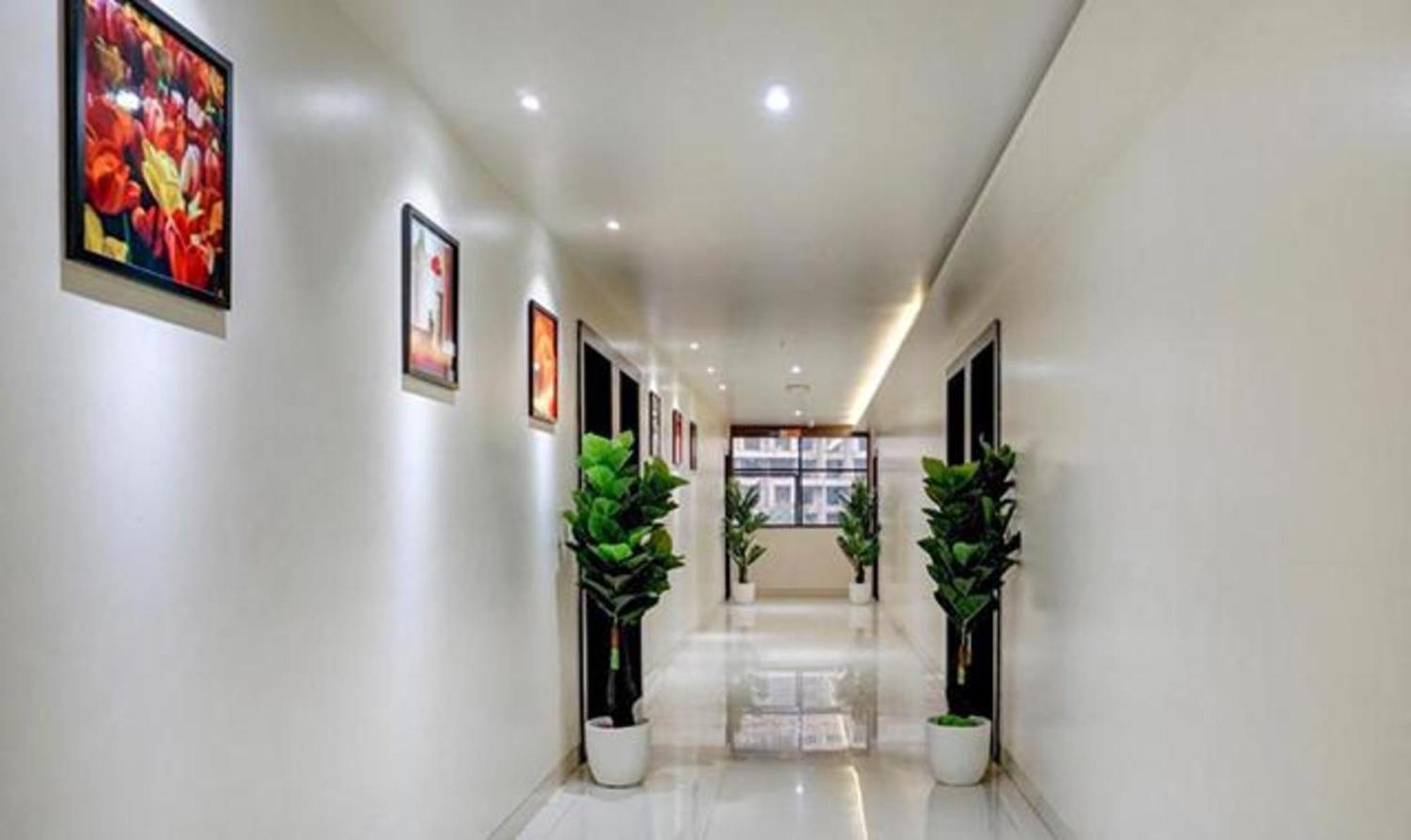 Omkar Executive Hotel Pune Exterior photo