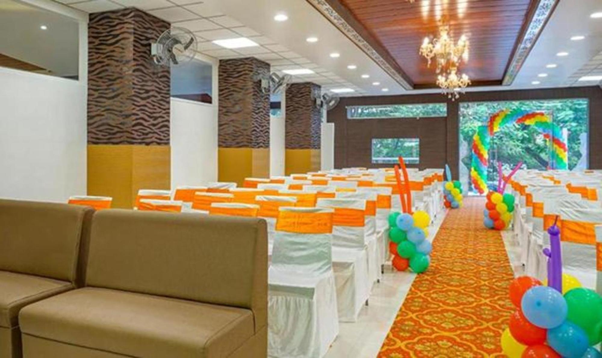 Omkar Executive Hotel Pune Exterior photo
